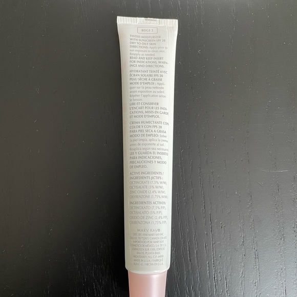 SOLD!!!Mary Kay Tinted Moisturizer With Sunscreen SPF20!! 💕 - Picture 7 of 9